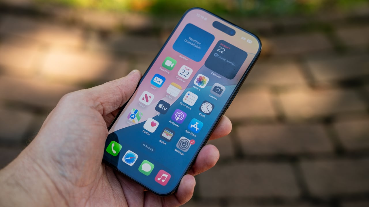 Refurbished iPhone 16 Pro Max