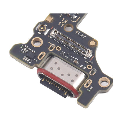 Motorola Edge 50 Fusion USB-C socket close-up
